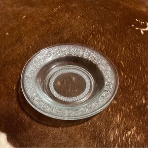 Trellis by Crystal Clear Industries Rim 9" Clear Pressed Glass Plates, set of 2